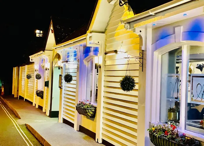 Ashbys Accommodation & Spa Hire