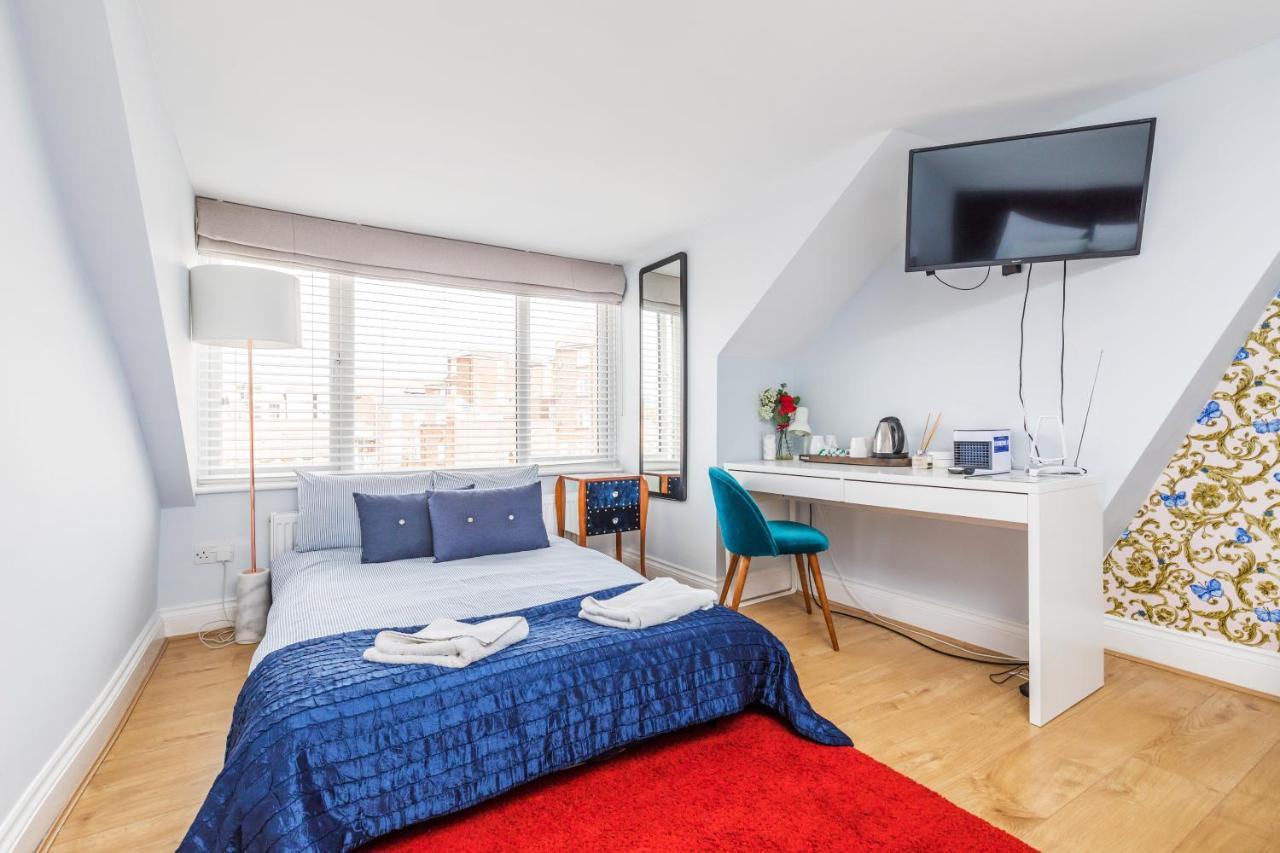 Ashbys & Hire 4* Portsmouth