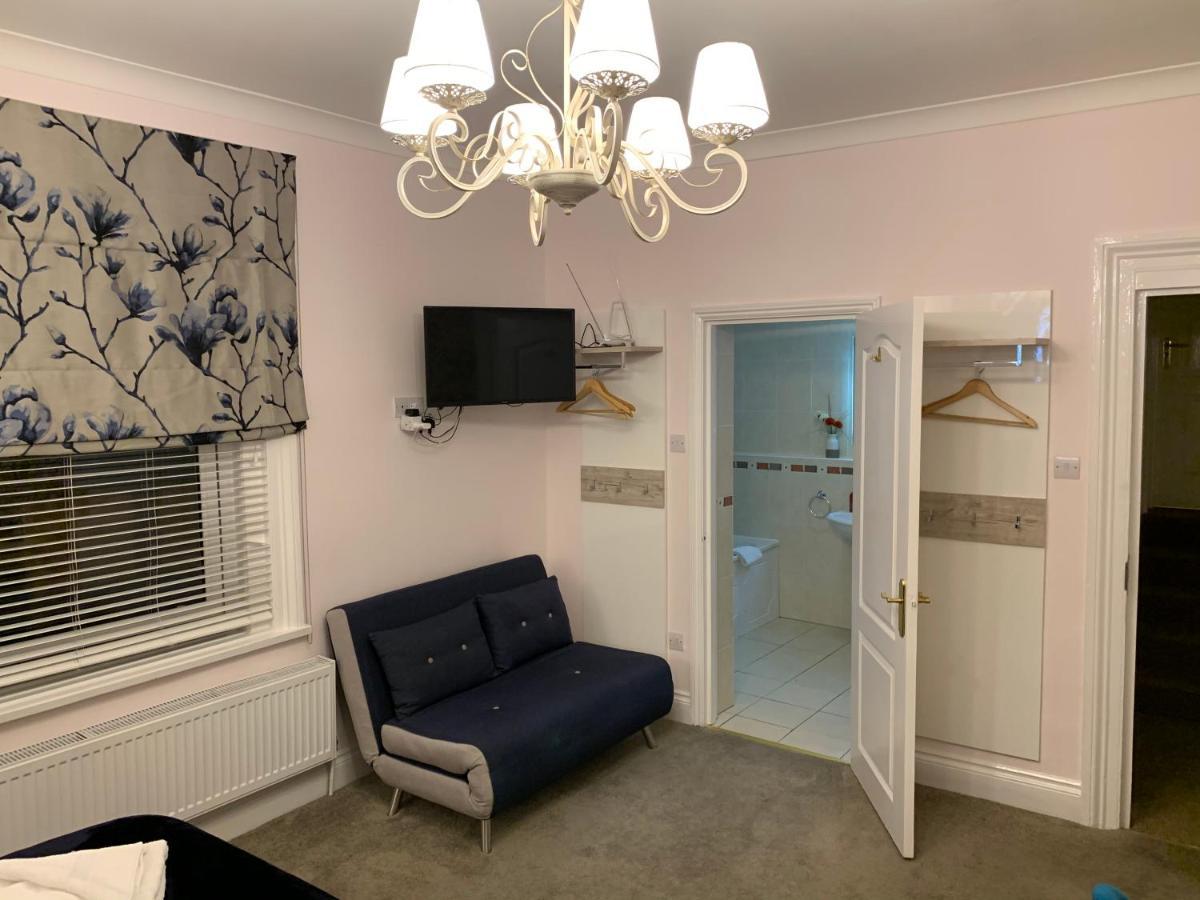 Guest house Ashbys & Hire 4*