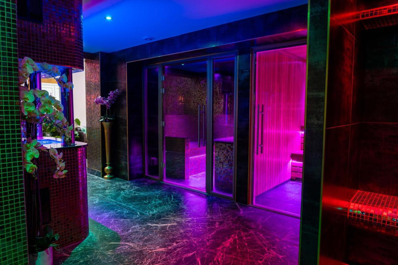 Ashbys & Hire 4* Portsmouth