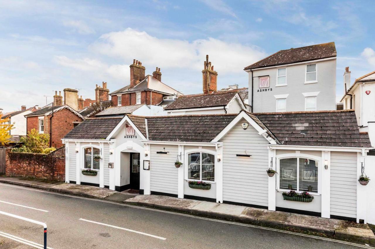 Ashbys & Hire Guest house 4*