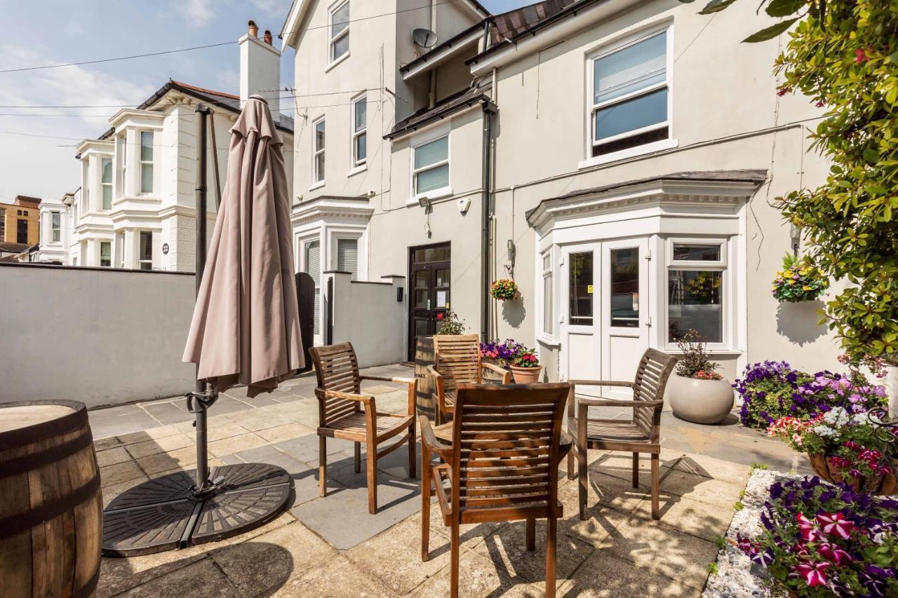 Ashbys & Hire 4* Portsmouth