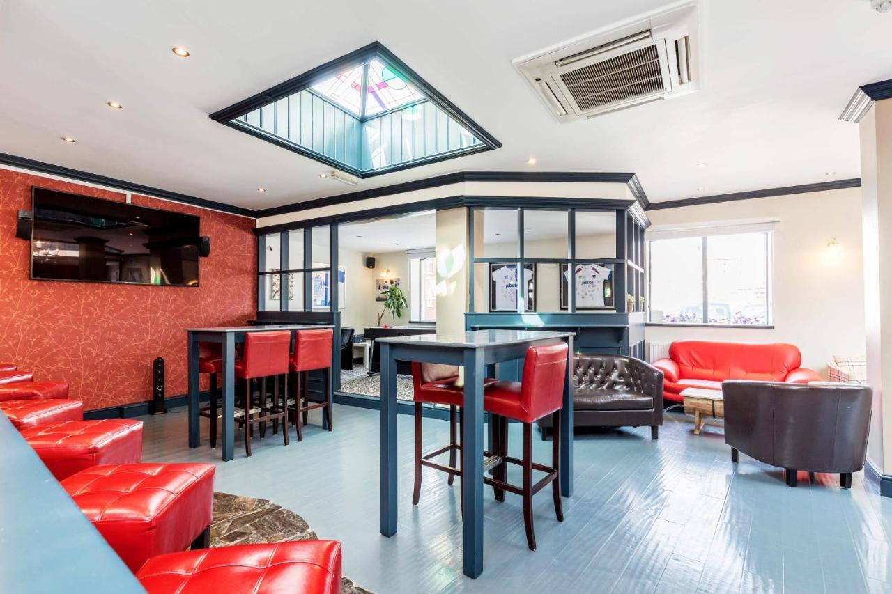 Ashbys & Hire Guest house 4*